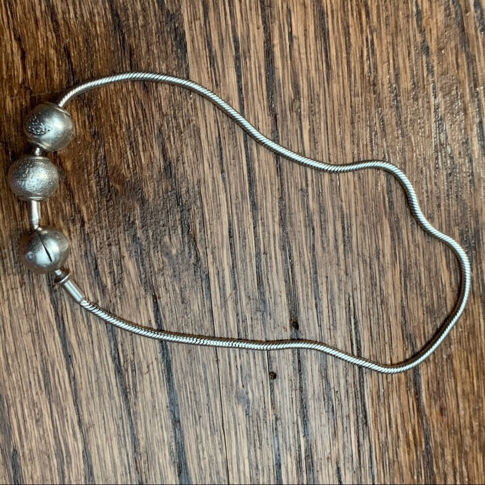 Pandora Essence Bracelet w/2 charms